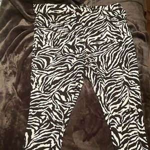 New with tags zebra print leggings